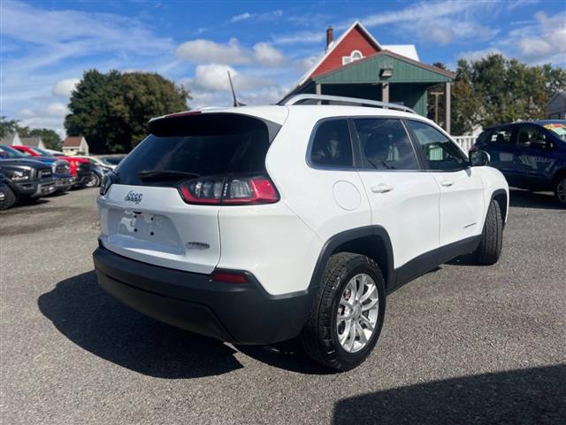 $9990 : 2019 Cherokee image 3