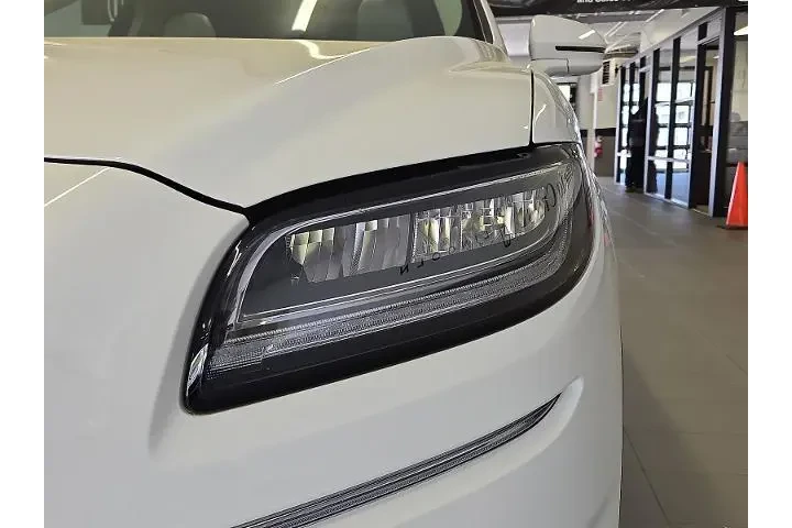 $36999 : Lincoln Nautilus 2022 AWD Re image 9