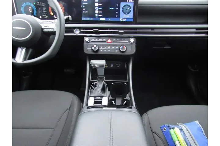 $25288 : Hyundai TUCSON 2025 AWD SE 4 image 9