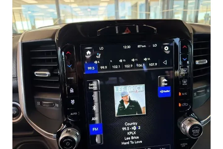 $32086 : Ram 1500 2021 4x2 Laramie 4d image 7