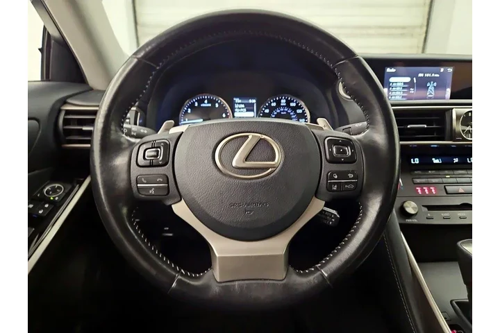 $24998 : Lexus IS 300 2019 4dr Sedan image 10