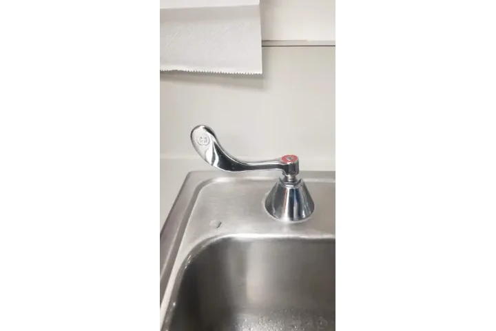 🛠️ Plomería rápida y honesta image 6