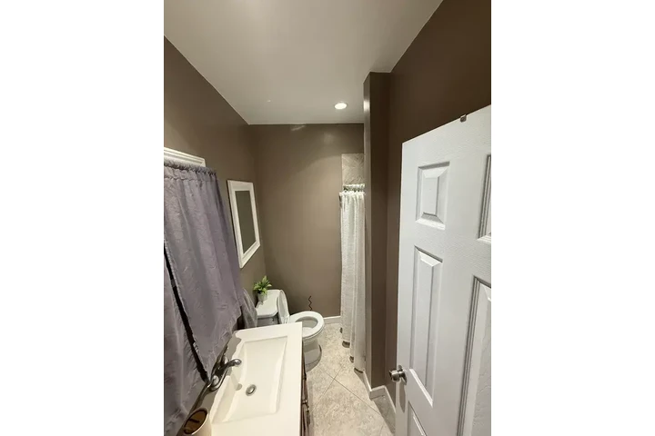 $1700 : Downey Renta 🏡 image 6