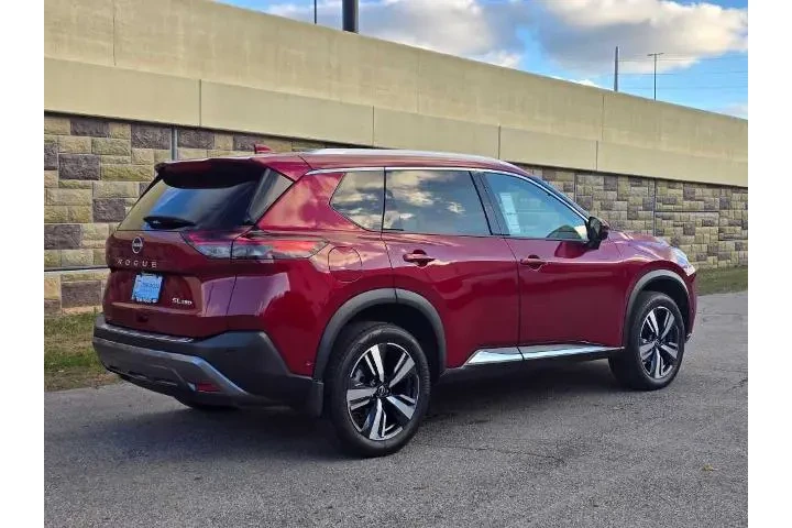 $24350 : Nissan Rogue 2023 AWD SL 4dr image 9