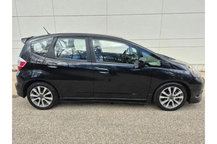 $11490 : Honda Fit 2013 Sport 4dr Hat image 3