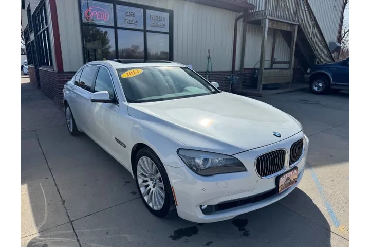 $9950 : 2012 BMW 7 Series 750Li xDrive image 4