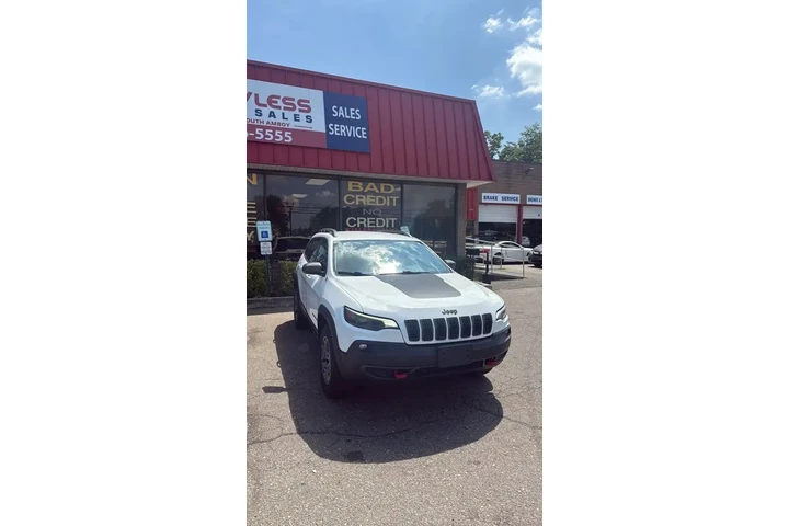 $14947 : Jeep Cherokee 2021 4x4 Trail image 3