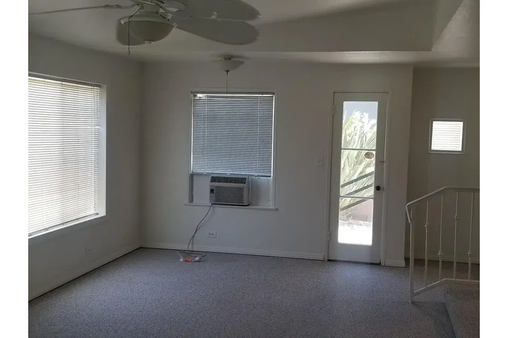 $2600 : House in Downey for rent image 6