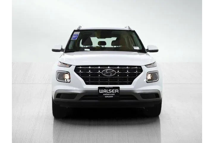 $23499 : Hyundai VENUE 2026 SEL 4dr C image 8