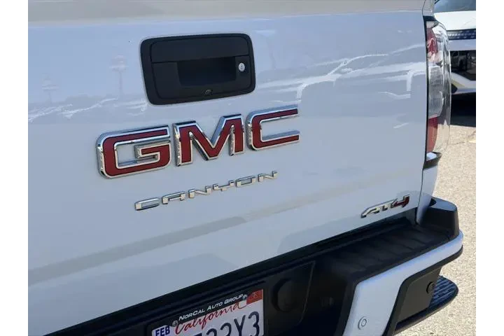 $27491 : GMC Canyon 2021 4x4 AT4 4dr image 9