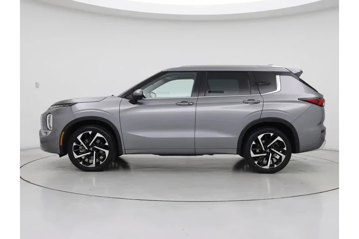 $23998 : Mitsubishi Outlander 2022 AW image 3
