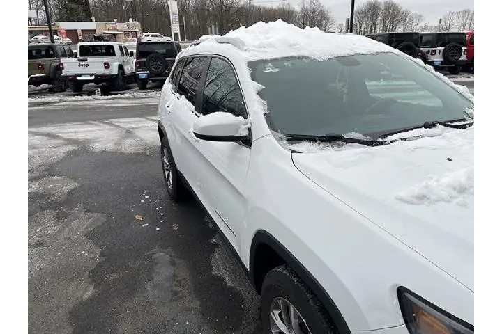 $19680 : Jeep Cherokee 2020 4x4 Latit image 4