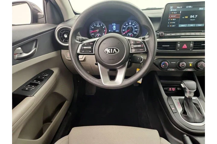 $16998 : Kia Forte 2021 LXS 4dr Sedan image 10