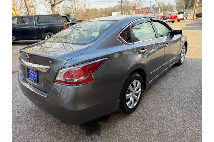 $7999 : 2015 Altima 2.5 S image 5