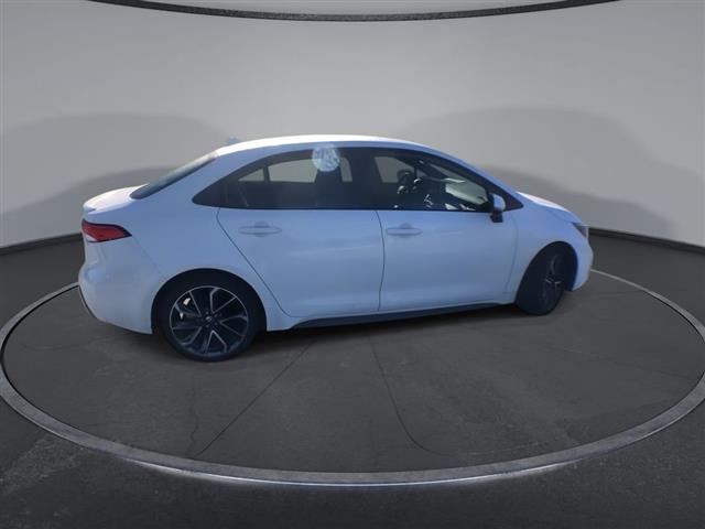 $15000 : PRE-OWNED 2020 TOYOTA COROLLA image 9