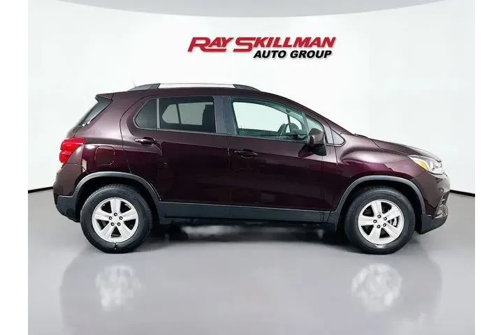 $9975 : Chevrolet Trax 2021 LT 4dr C image 8