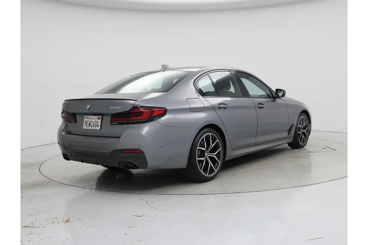 $36998 : BMW 5 Series 2023 530i 4dr S image 8