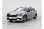 $18998 : Volkswagen Jetta 2021 R-Line thumbnail
