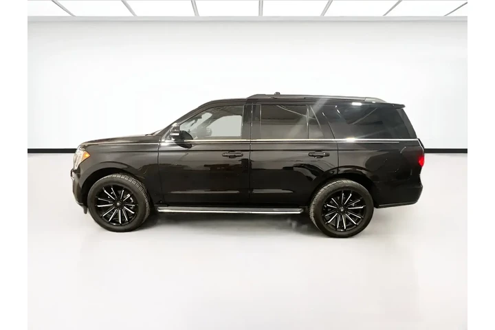 $35588 : Ford Expedition 2021 4x4 XLT image 2