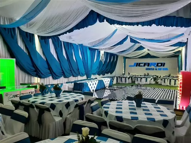 Carpas Elegantes y Banquetes image 2