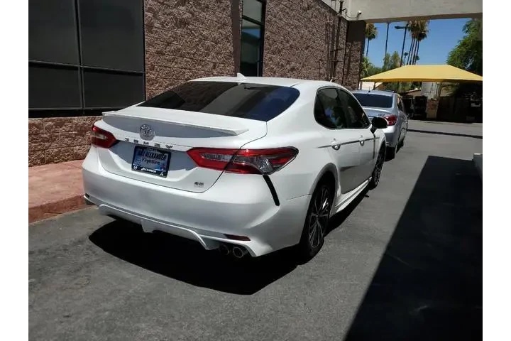 $18974 : Toyota Camry 2019 SE 4dr Sed image 6