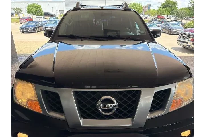$20033 : Nissan Frontier 2018 4x4 PRO image 1