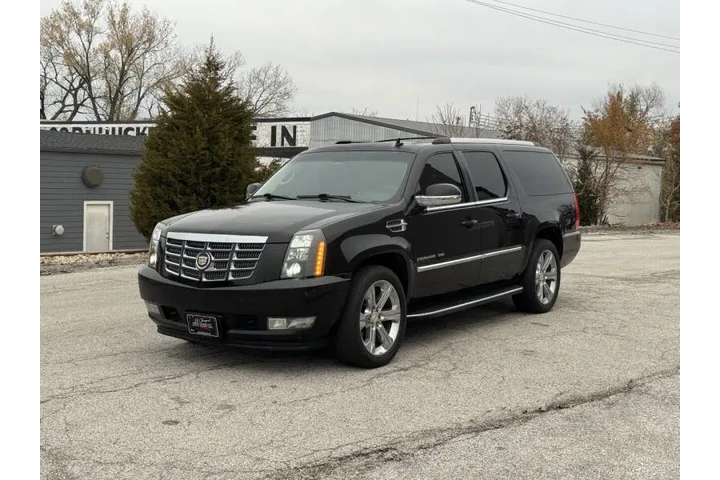 $14550 : 2014 Escalade ESV Luxury image 2