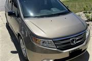 $9000 : 2013 Honda Odyssey Touring thumbnail