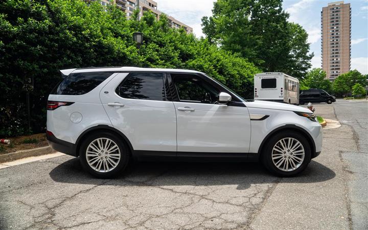 $24000 : 2017 LAND ROVER DISCOVERY image 3