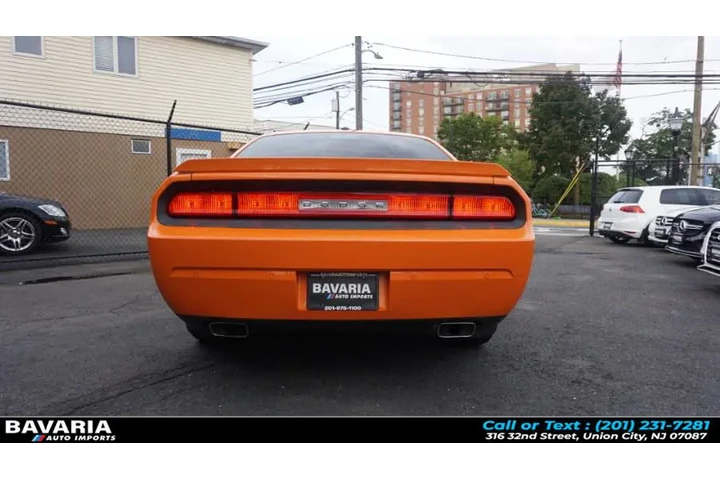 $25995 : 2014 Challenger 2dr Cpe R/T P image 7