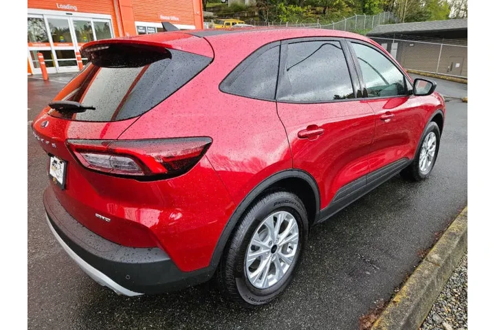 $21999 : 2025 Escape Active image 6