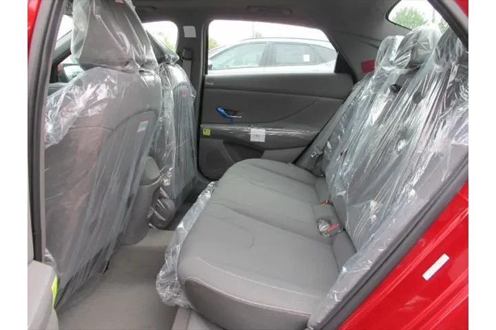 $27490 : Hyundai ELANTRA 2025 SEL Con image 6