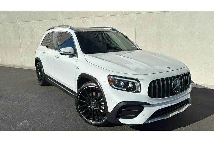 $38977 : Mercedes-Benz GLB 2022 AWD A image 1