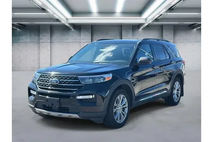 $29236 : Ford Explorer 2022 AWD XLT 4 image 1