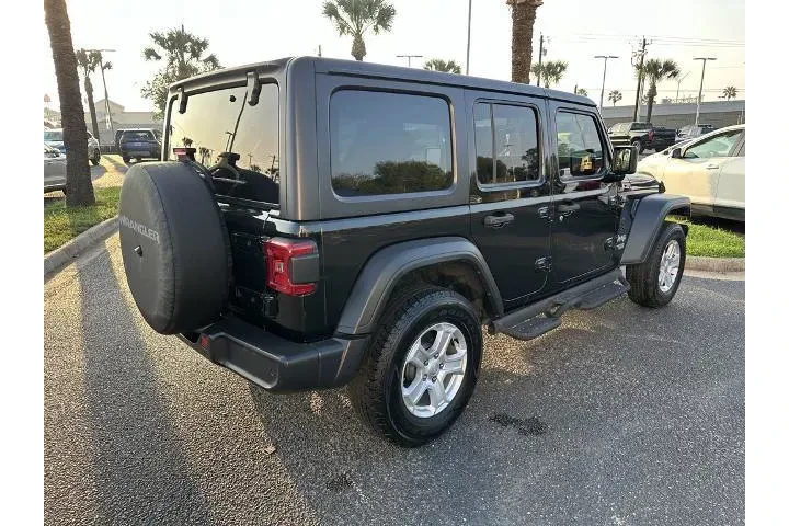 $22499 : Jeep Wrangler Unlimited 2019 image 6