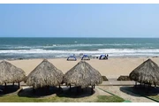 $1100000 : Colombia Salgar  frente al mar thumbnail