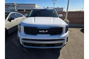 $30580 : Kia Telluride 2024 LX 4dr SU thumbnail