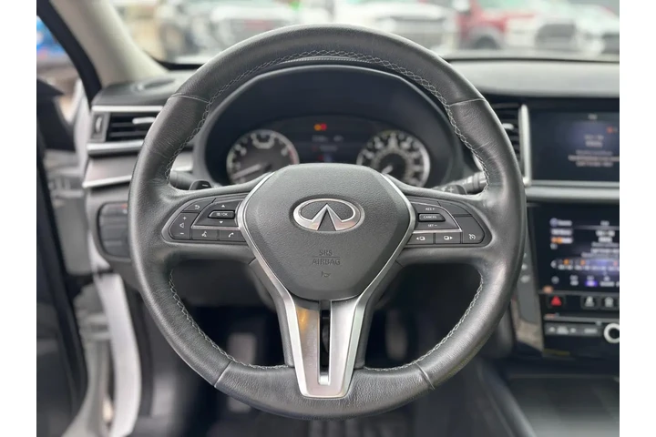 2021 QX50 PURE image 9