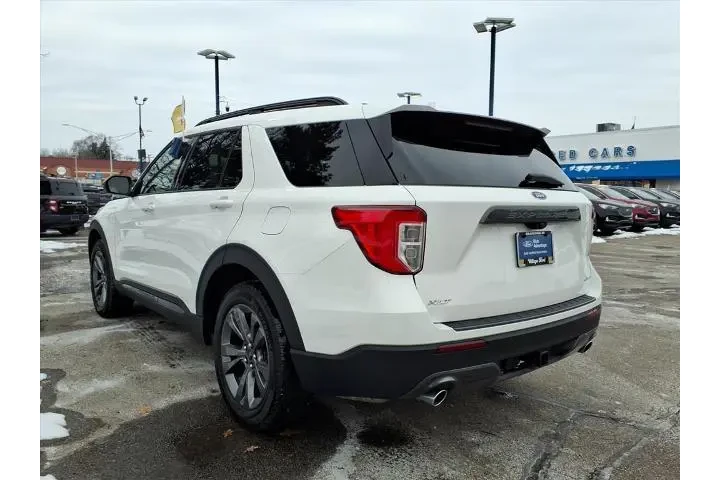 $29580 : Ford Explorer 2022 AWD XLT 4 image 9