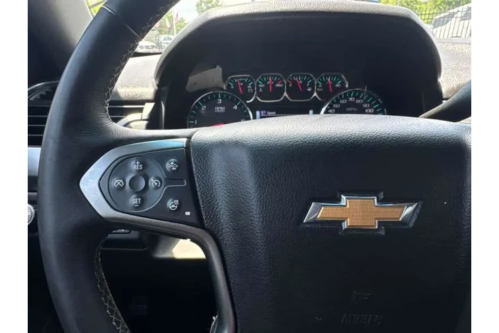 2018 Tahoe LT 2WD image 8