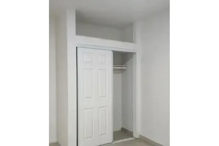 $1450 : APARTAMENTO DE RENTA image 2