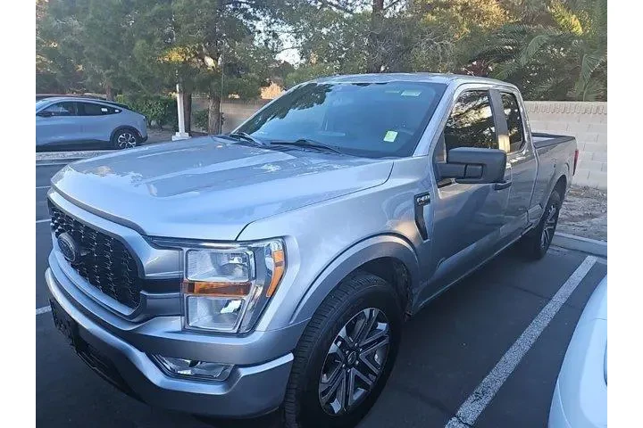 $25481 : Ford F-150 2021 4x2 XL 4dr S image 1