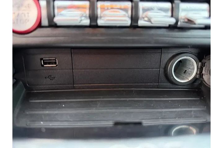 $26000 : Ford Mustang 2023 EcoBoost P image 10