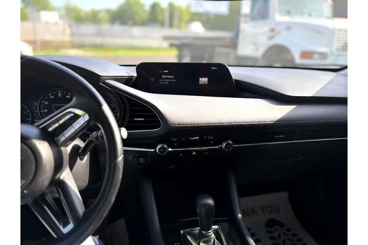 $15995 : 2019 MAZDA3 image 6