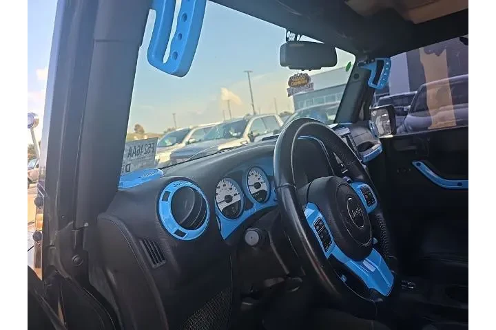 $20980 : Jeep Wrangler Unlimited 2016 image 10