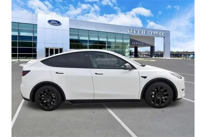 $24800 : Tesla Model Y 2021 AWD Long image 5