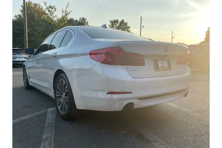 $16485 : BMW 5 Series 2019 530i 4dr S image 7