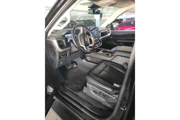 $37995 : Ford Expedition MAX 2024 4x2 image 6