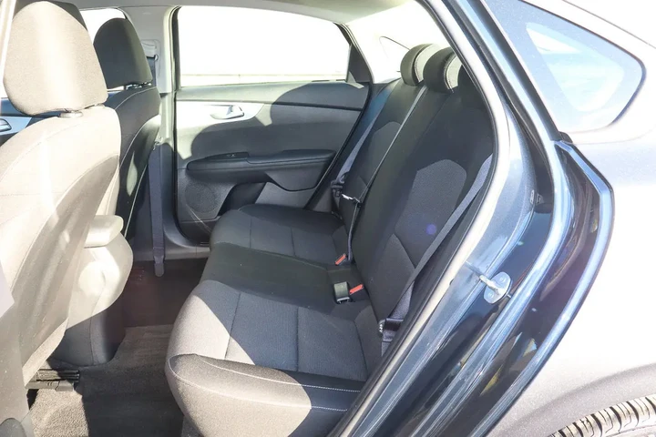 $18188 : 2024 Forte LXS image 8