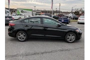 $12988 : Hyundai ELANTRA 2017 SE 4dr thumbnail